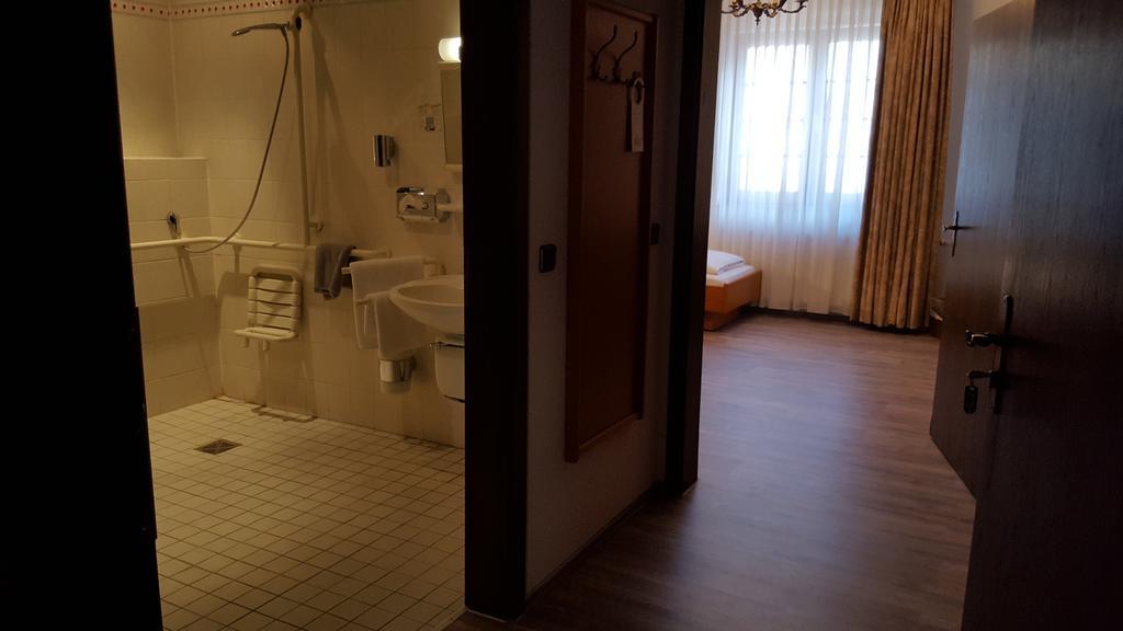 Hotel Alt Steinbach Steinbach im Taunus Eksteriør billede